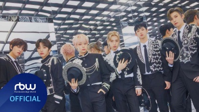 ONEUS - BLACK MIRROR