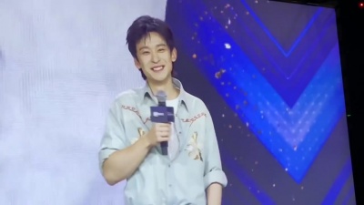 娱乐新鲜报 - 出席活动推介新剧《谁是凶手》，董子健为自己反黑