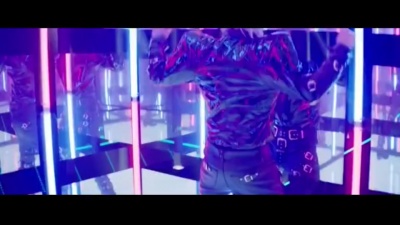 Tokio Hotel、VIZE - Behind Blue Eyes