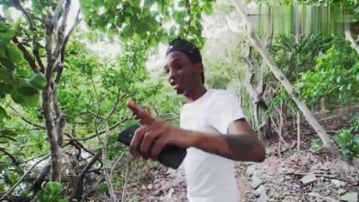 Bizzy Banks、DJ Hometeam - Still Into You