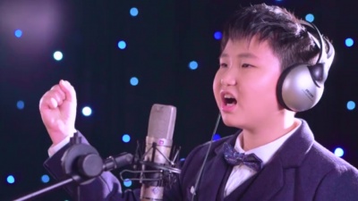 International Voice国际之声 - You raise me up