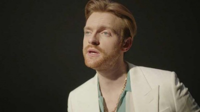 Finneas - Naked