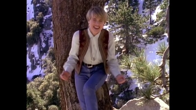 吃瓜老衲 - Wilson Phillips - Hold On (Official Music Video)
