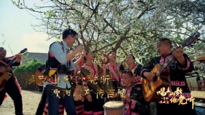综艺娱乐来了 - 陕西西安《永远是年轻》