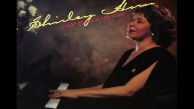 韩国人梨梨 - Shirley Horn - &quot;I Wanna Be Loved&quot;