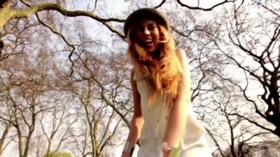 Gabrielle - Ring Meg