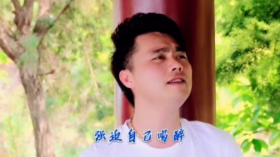胶片博主 - 2021一首《忆痛》火了，走心的好听！