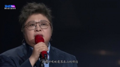 爱豆圈 - 韩红《若你是月光》TME live 2022“老韩”线上演唱会