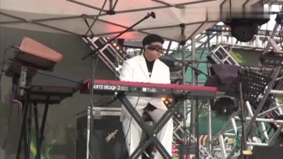 陈航CH、TME live - 半听雪碧浸入我的琴键