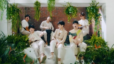 The EastLight. - 설레임
