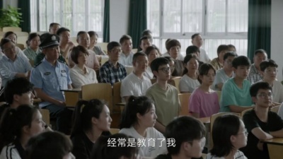 影视大网罗 - 《大考》周博文的爸爸养成记