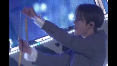 韩流小天使 - 《NCT 127演唱会》郑在玹现场视频，大帅哥也太会撩了！