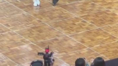 星乐鱼 - 牛仔来了，请问墨男友摸袖子是招牌动作吗？#拉丁舞