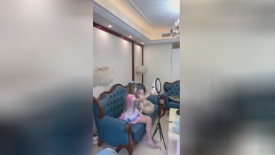 明天怎么穿 - 用你手机后四位连成一句话1我在2别哭3我懂4抱抱5爱你6对不起7晚安8别怕9我在0等你#热爱105度的你