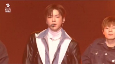姜丹尼尔KANGDANIEL - Upside Down + Nirvana