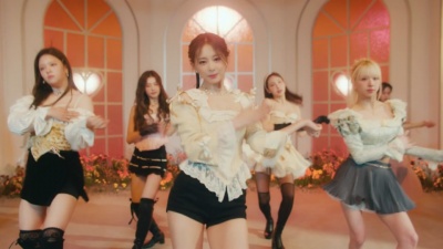 TWICE - MOONLIGHT SUNRISE