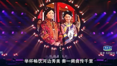 吴卓羲 - 红蝴蝶
