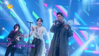 潘玮柏、周笔畅 - 伤心的人别听慢歌