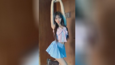 碎花小裙子 - 暗恋的人没有，暗杀的人一大把