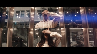 Lune、Milano - Blind