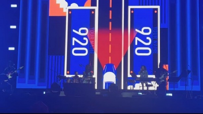 豆豆果 - 张碧晨《车尾号920》邯郸狂潮机车音乐节饭拍
