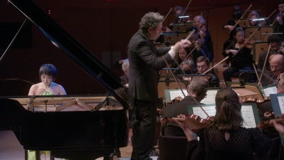 王羽佳、Gustavo Dudamel、los angeles philharmonic - Rachmaninoff: Piano Concerto No. 1 in F-Sharp Minor, Op. 1(1917 Final Version)- III. Allegro vivace