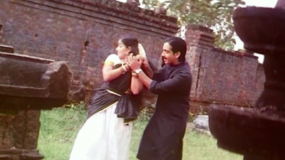 Raveendran、Biju Narayanan - Kalabham Tharaam(Version, 2)