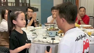 飘虹伴月 - 　　《你是我的天我是你的甜》对唱版，歌词句句扎心