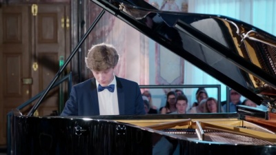Jan Lisiecki - Mozart: 12 Variations in C Major on &quot;Ah, vous dirai-je Maman&quot;, K. 265/300e - Var. 3