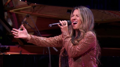 Tommee Profitt、Rachael Lampa - O Little Town Of Bethlehem