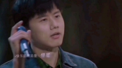 幽中竹 - 经典老歌《谁的眼泪在飞》，演唱 张杰，现场版。