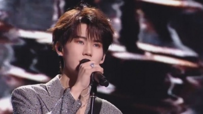 豆豆果 - 张真源《爱在终局之前》2023叁重楼暨出道四周年演唱会澳门站现场