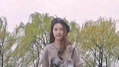 花叶蔓 - 路勇新歌《那时候的我》 都搞不清现在的我，何必再去纠结那时候的我呢
