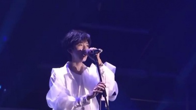潮音乐酱 - TF二代贺峻霖翻唱吴青峰《蜂鸟》忍不住单曲循环了！