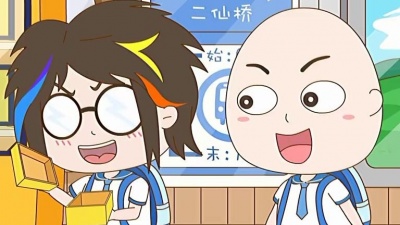 小品一家人 - 本以为坐飞机去学校就够夸张，谁知联系家长竟比登天还难？