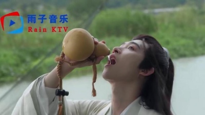 雨子音乐 - 王秋实《泛舟人》寻着风和日丽云迹，满目江楼不胜枚举！