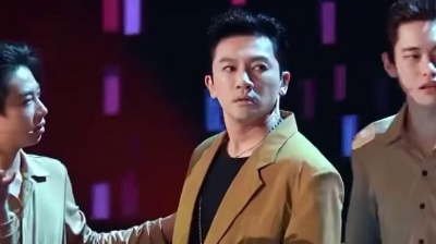与棋为伴 - 天赐的声音：苏有朋江映蓉改编神曲《绿色》，复古迪斯科嗨爆了！