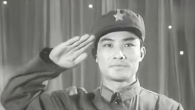 飘哥V5 - 1981年电影《年轻的朋友》同名插曲，李谷一演唱，影响了一代人！