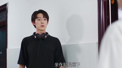 嗷喔咿唔 - 这对双男主CP有没有萌到你，反正我是彻底沦陷了#少年感