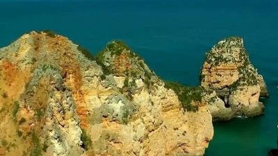 邂逅音乐 - 笛子独奏《珊瑚颂》，美女笛子大师唐俊乔演奏，天籁之音！