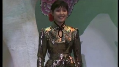 殷秀梅 - 春天你在哪里 1987年春晚现场版