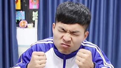 学霸王小九 - 假如屁可以当钱花，王小九为了买东西狂吃大葱，把老师都熏跑了