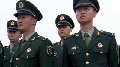 心安 - 解放军军歌《检阅进行曲》振奋人心！太震撼了，令人热血澎湃