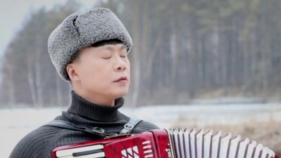 刘宽音乐工厂 - 经典苏联歌曲《三套车》——手风琴演绎