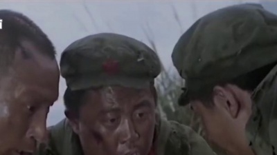 爱唱歌的甜甜 - 董文华毛阿敏张暴默等演唱《热血颂》，献给为国捐躯的英雄