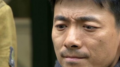 宝儿唱歌 - 一首《终身难忘战友情》感人催泪，送给所有退伍的人民子弟兵