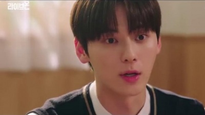 高盖伦 - TXT <Your Light> MV