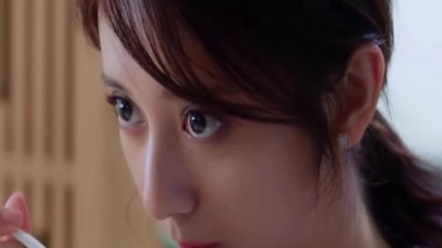 加心文纯 - 网红热歌DJ版《差一步》音乐响起，瞬间感觉进入了酒吧，嗨起来！