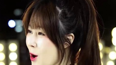 周四哥 - 美女翻唱许冠杰《打雀英雄传》，歌词诙谐幽默，欢快又动听！