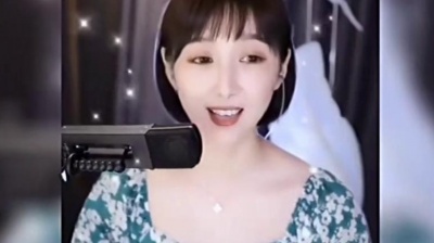 袛爲伱訫動 - 梁红-你在他乡还好吗DJ